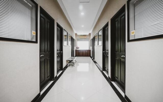 RedDoorz near Kebon Jeruk Jakarta