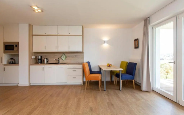 2 Zimmerapartment optional Bootsliegeplatz P6A2