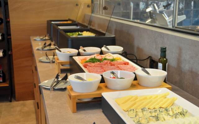 Abi's Hotel & SPA Vlore