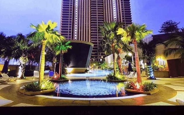 KL Service Apartment at Times Square – Pool – Kuala Lumpur