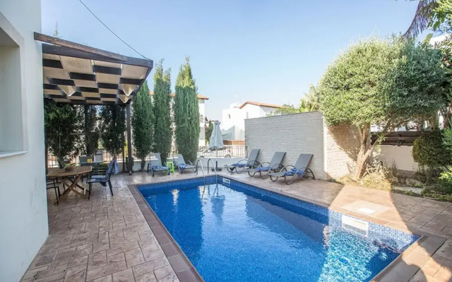Beautiful Villa With Private Pool, Paralimni Villa 1241