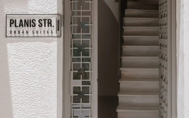 Planis Str Urban Suites