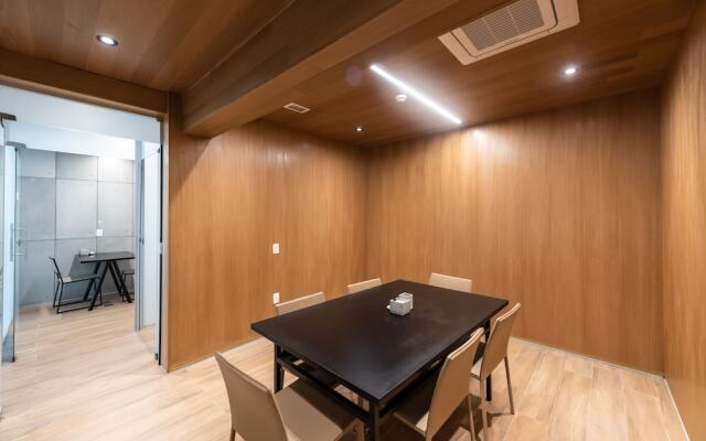 Stunning Views | Luxurious Apartment with Marginal Pinheiros View at River One Residencial by Okaeri Home Apartments