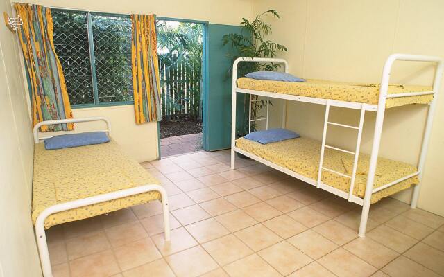 Calypso Backpackers