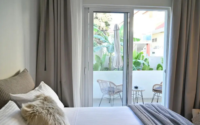 Rhotheon Suites in Ialysos Rhodes