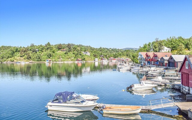 Nice Home in Os With 3 Bedrooms and Wifi