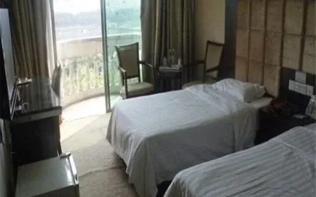 赣州君嘉万福大酒店(南河浮桥店)