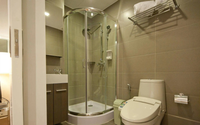 Arawana Express Phromphong Hotel