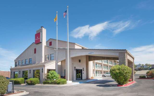 Ramada by Wyndham Albuquerque Airport