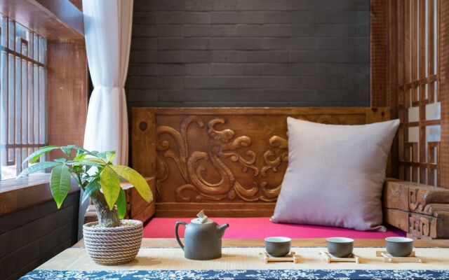 The Autumn Moon Home Lijiang Qianqiu Mansion Inn