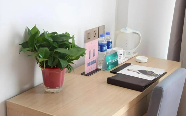 GreenTree Inn Pingdingshan Wanda Plaza Branch