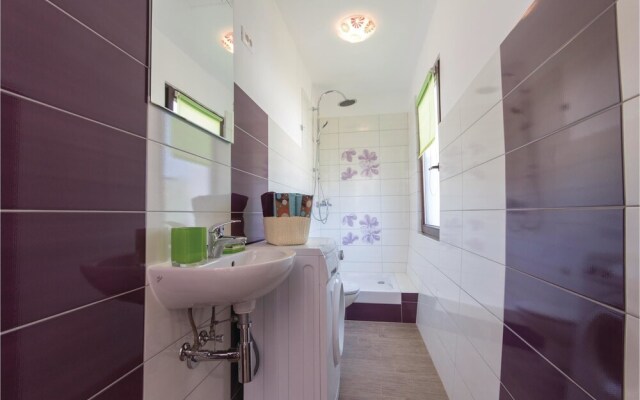 Stunning Apartment in Medulin With 4 Bedrooms and Wifi