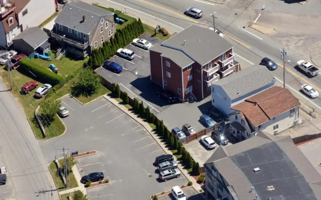 Rhea's Inn By The Sea