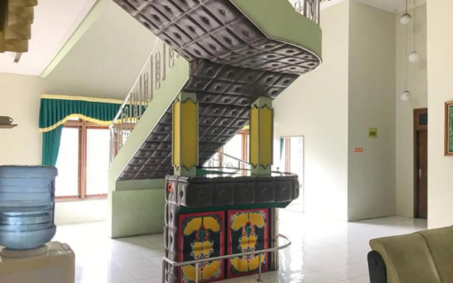 RedDoorz Syariah @ Janti Malang