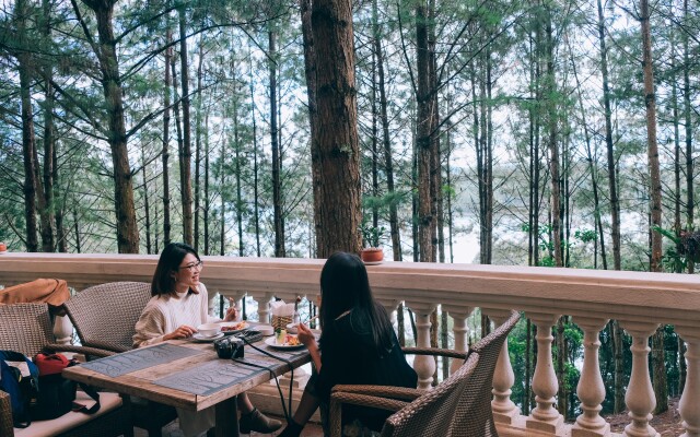 Dalat Edensee Lake Resort & Spa