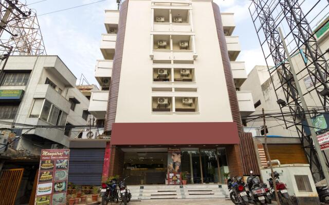 OYO 6651 Hotel Srujana Stay Inn