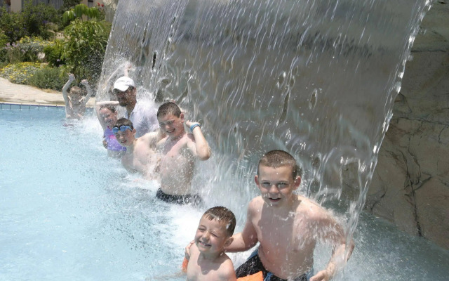 Avanti Holiday Village