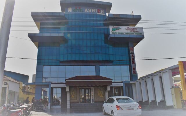 Hotel Ashish Continental