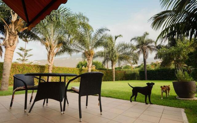 Lujoso apartamento en Finca Robles 1