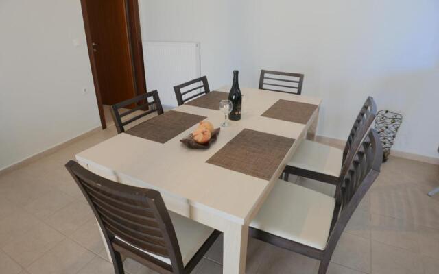 Renting House GALINI