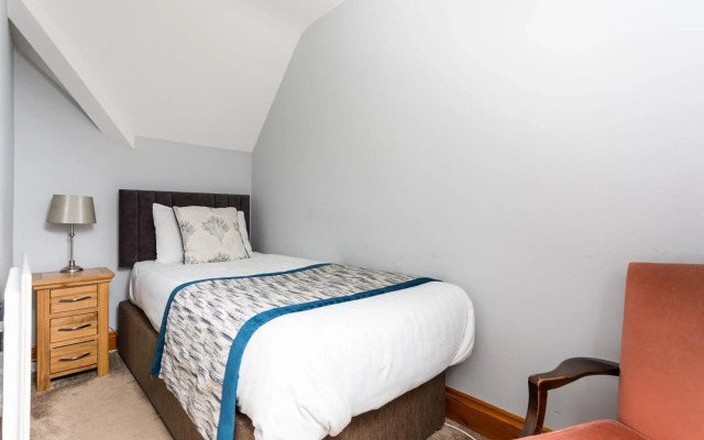 The Lawn Guest House