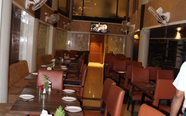 Hotel Pooja International