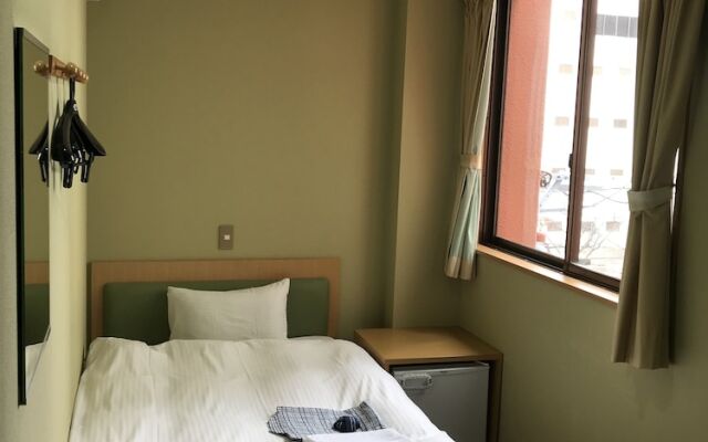 Station Hotel 25