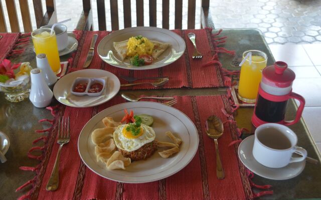 Bagus Beach Resort Lovina