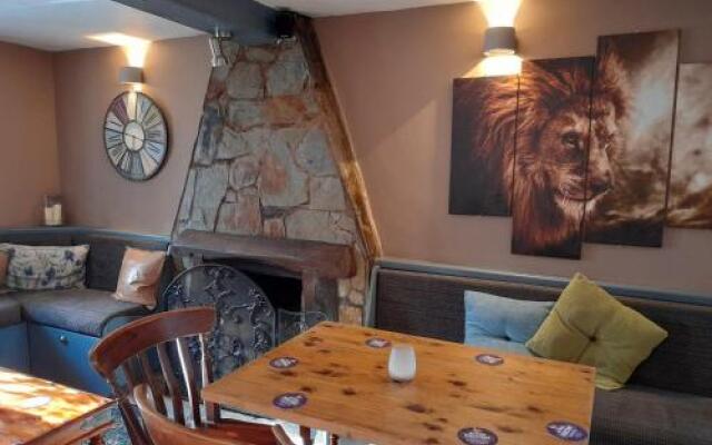 The Golden Lion Inn