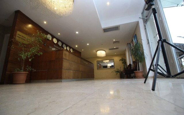 Vali Erdogan Konuk Evi Hitit Otel