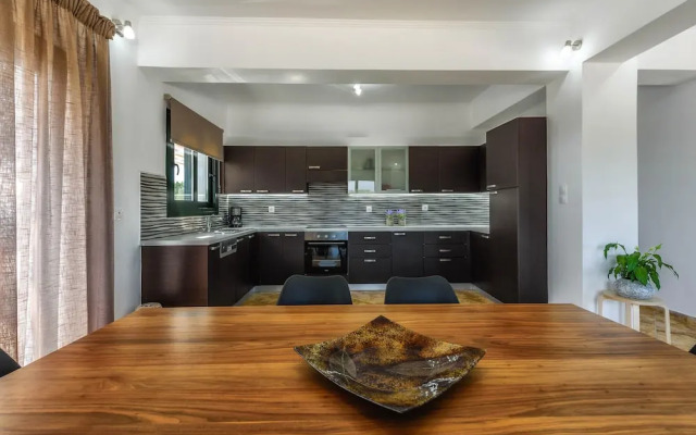 Alonaki Apartments