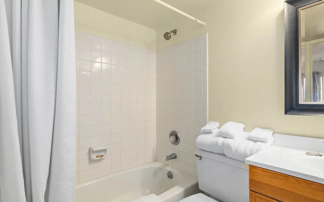 Unit 2105 - Ocean Racquet Club