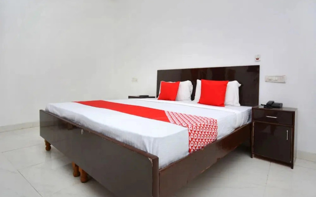 Kings Landing By OYO Rooms