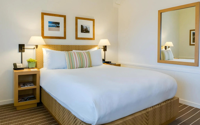 La Playa Hotel