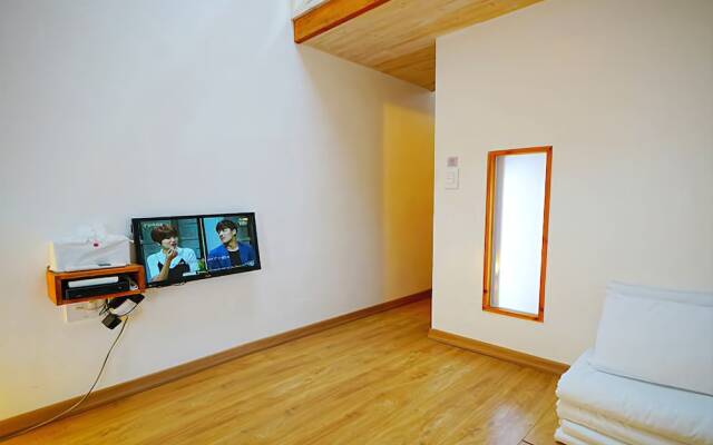 Jeongju Hanok Village Sky ae Pension