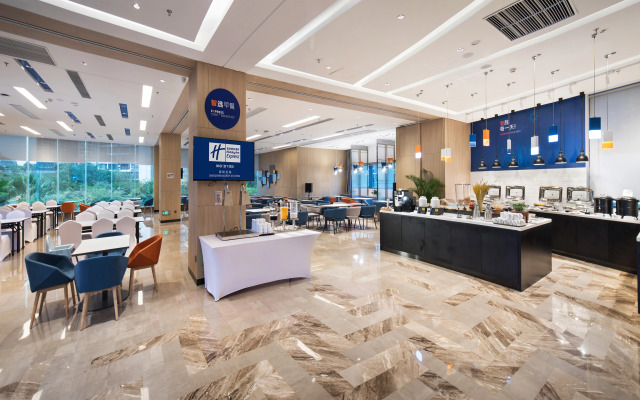 Junlin Selected Hotel (Shenzhen North Station Minzhi Subway Station Branch)