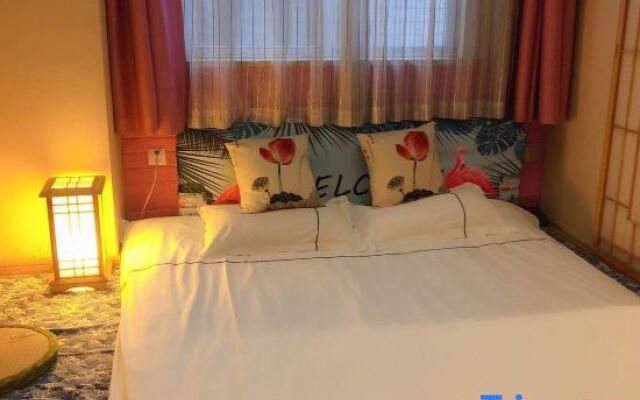 YunyiBoutique Theme Hotel (Sanyang Plaza)