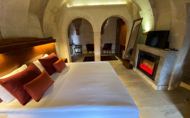 Ask-i Derun Hotel