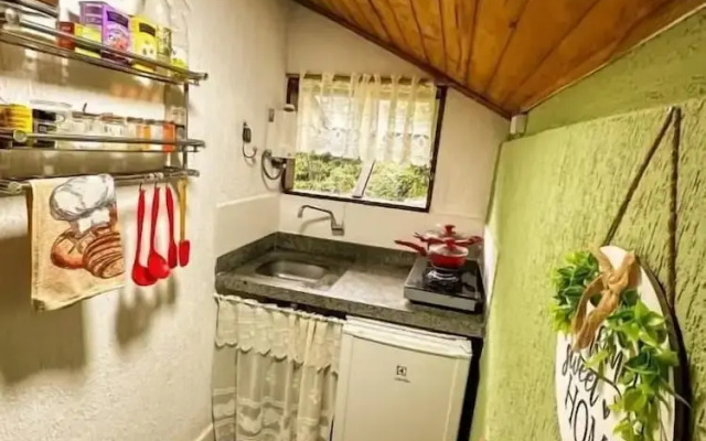 Chalé com hidro e café da manhã