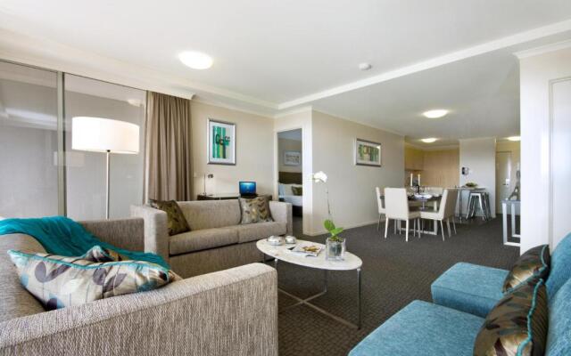 Pacific Suites Canberra