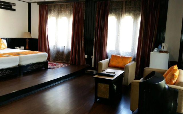 Tashi Namgay Grand Resort