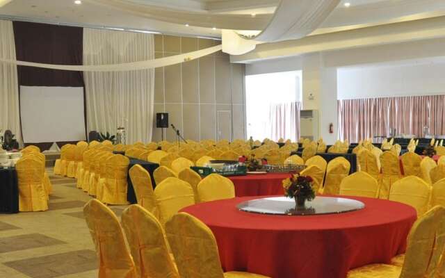 Crown Legacy Hotel