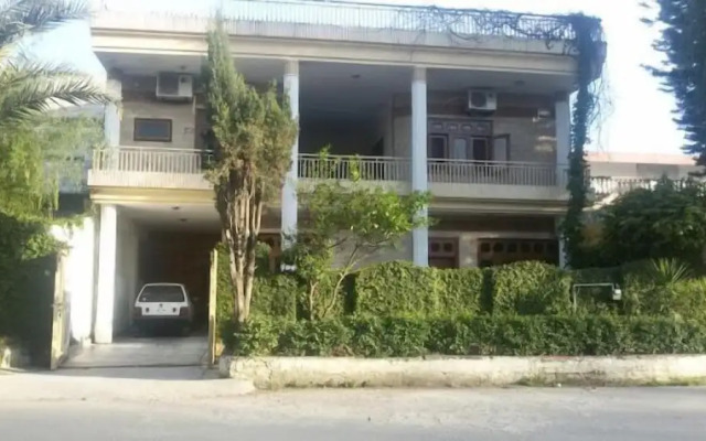UK Lodge Guest House