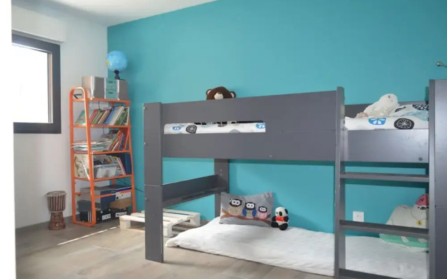 App. 100m2 avec jardin proche plages