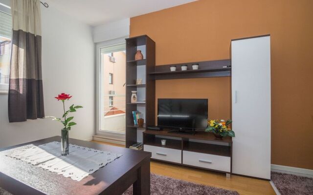 Apartment Matmar