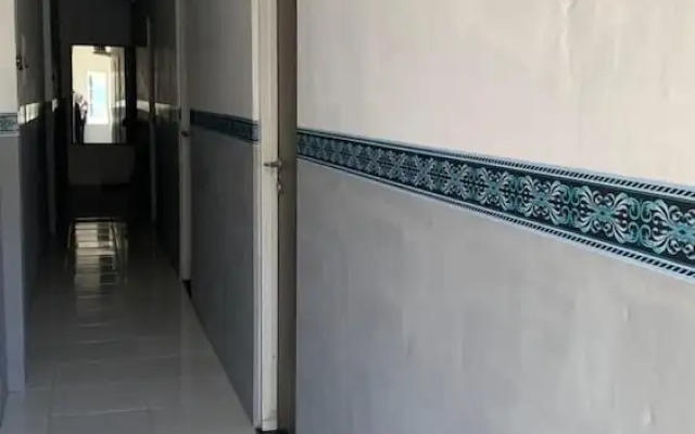 Deluxe Suite And Room