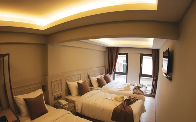 X-Nellyi Boutique Hotel