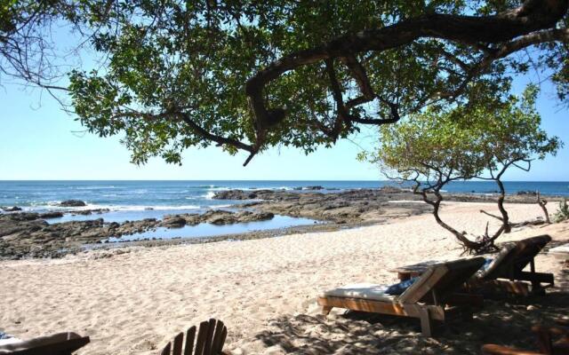 Sueno del Mar Beachfront Hotel