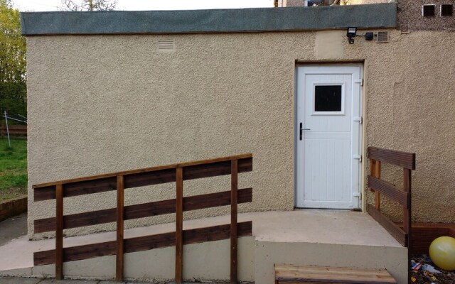 Edinburgh House Apartments