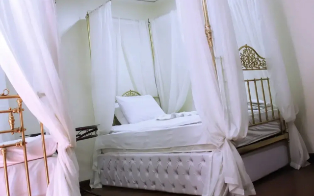 Kings Palace - Hostel
